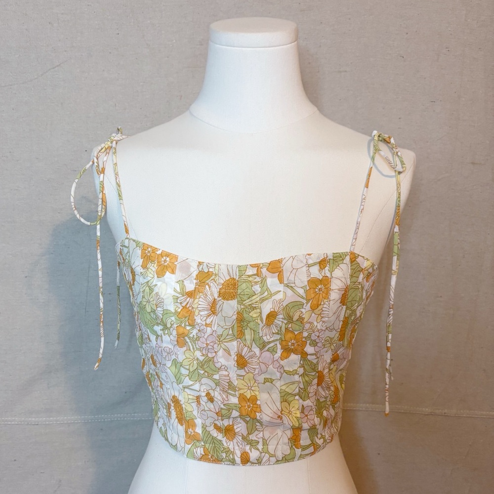 NWT En Saison floral top size small